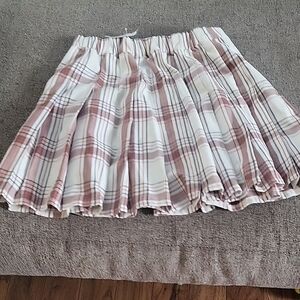 White and Red Mini Skater Skirt with Pleats